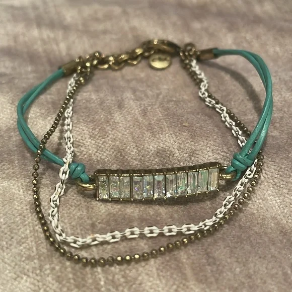 Chloe & Isabel Bracelet Baguette Bracelet - Picture 3 of 5